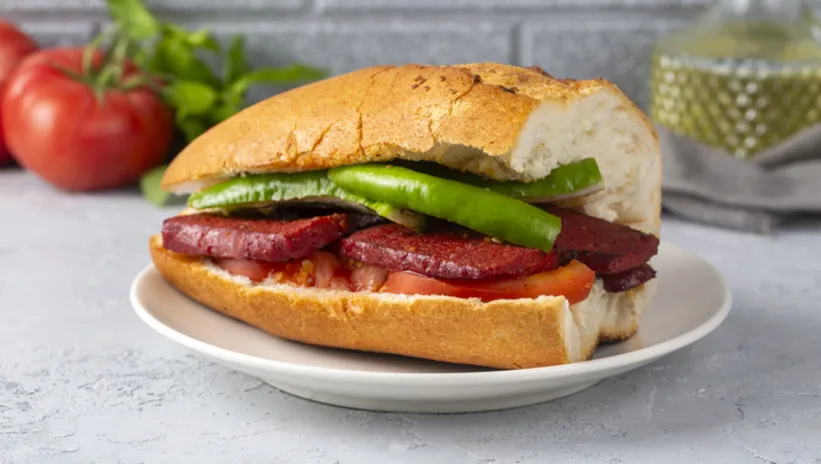 Ekmek Arası Sucuk